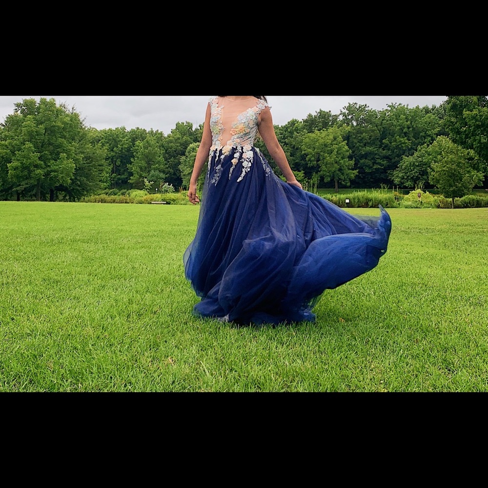 A ball grown prom dress